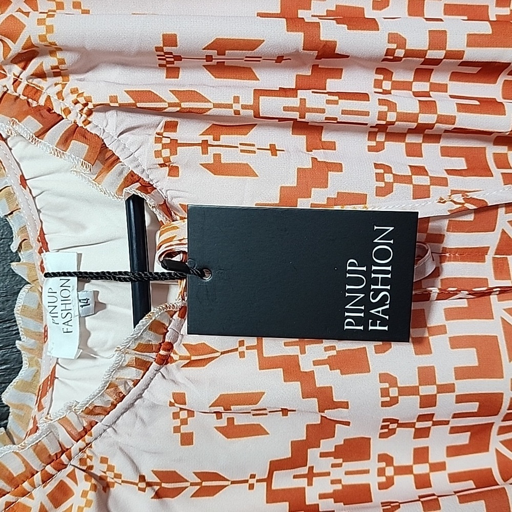 Dress - Picture 2 of 3